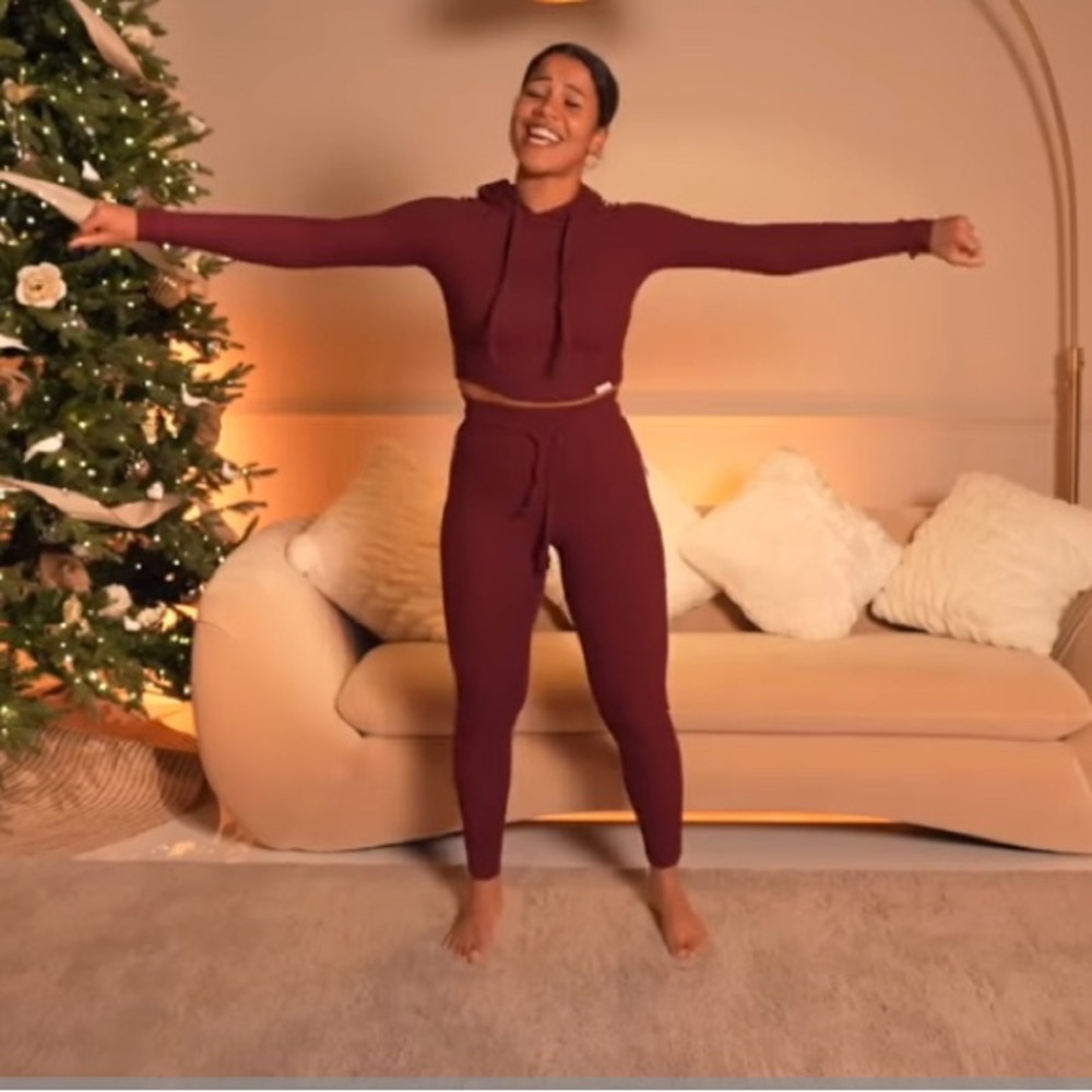 ILUS track suit set